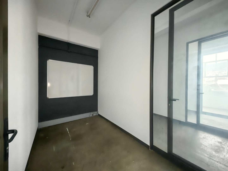 To Let commercial Property for Rent in Woodstock Western Cape